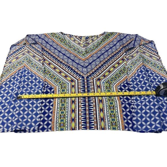 Miami Women’s Geometric Pattern Blouse Size Medium - Picture 12 of 14